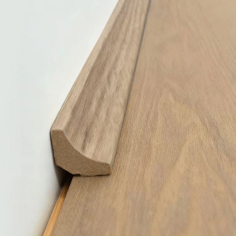 MDF pentru colț interior/Multură Scotia (învelite cu furnir de stejar alb + vopsea) - culoare stejar natural 7/8' x 7/8'