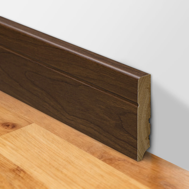 Plinte din lemn masiv (învelite cu furnir de nuc negru + vopsea) - nuc negru 3/5' x 3 1/6'